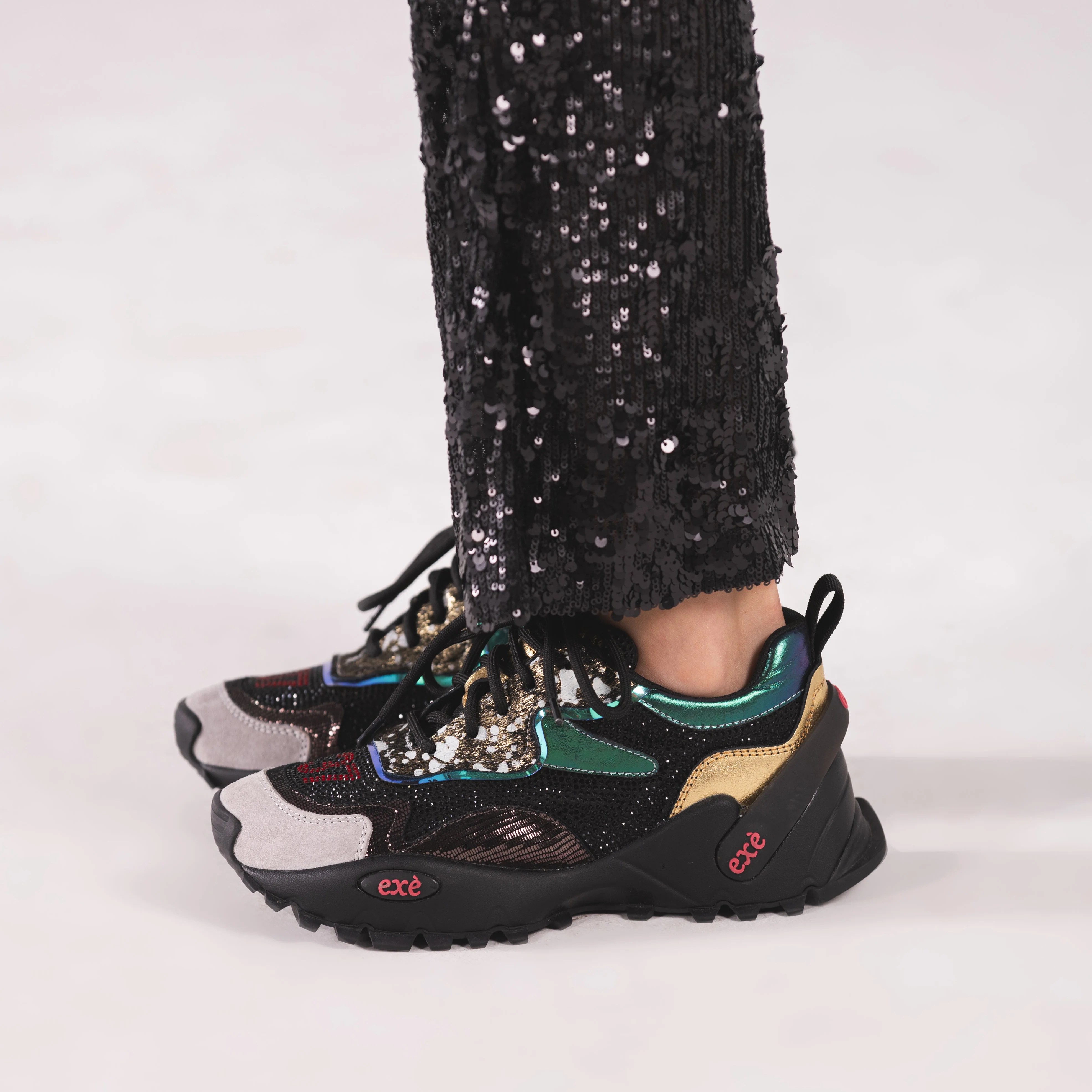 SAPATILHA EXE 4032-1A BLACK/GOLD - Image 2